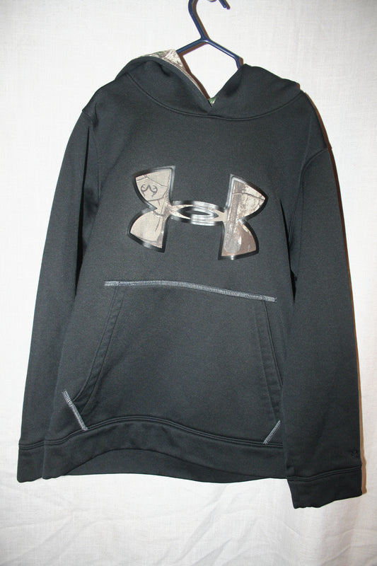 Under Armour Pull over YSM